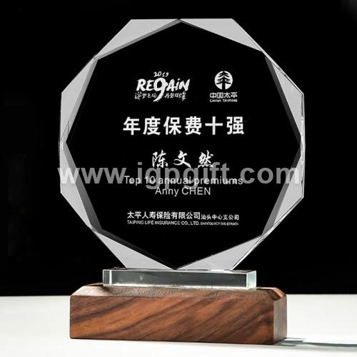 IGP(Innovative Gift & Premium) | Octagon solid wood base crystal trophy