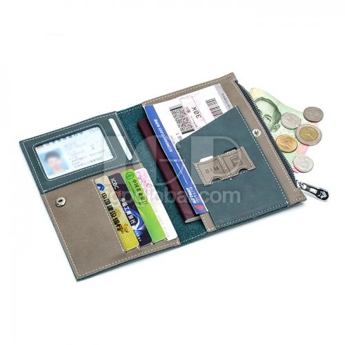 IGP(Innovative Gift & Premium) | Waterproof leather passport holder card holder