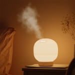 Humidifier for silent aromatherapy machine