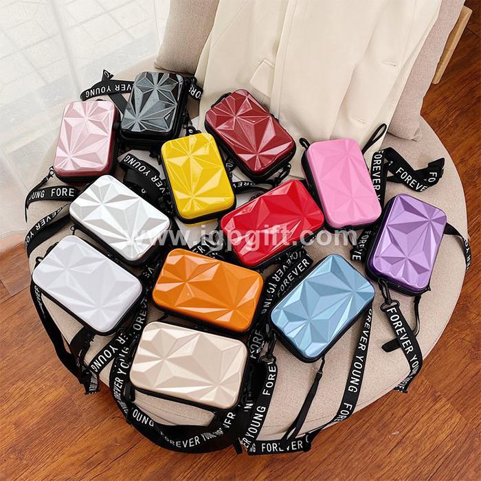IGP(Innovative Gift & Premium) | Crossbody cosmetic bag