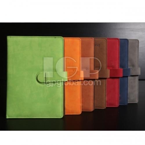 Buckle Notebook (Paperback / Loose-leaf)